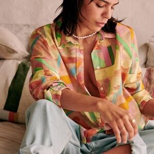 Beautiful & colorful limited edition Sezane blouse